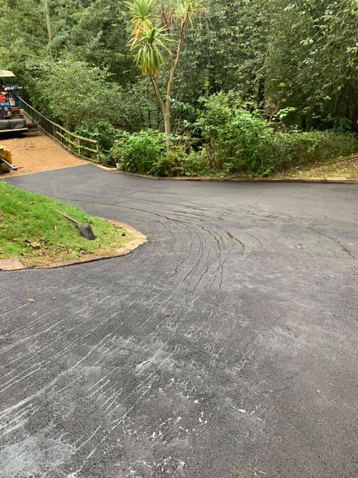 Driveway resurfacing Birmingham West Midlands tarmac finish